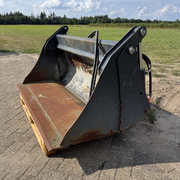 4 in 1 Bak 1600mm Gebruikt - Afbeelding 2