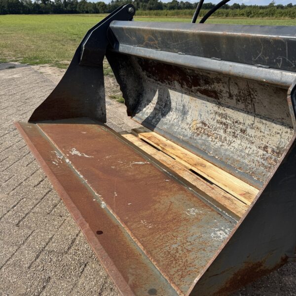 4 in 1 Bak 1600mm Gebruikt - Afbeelding 4